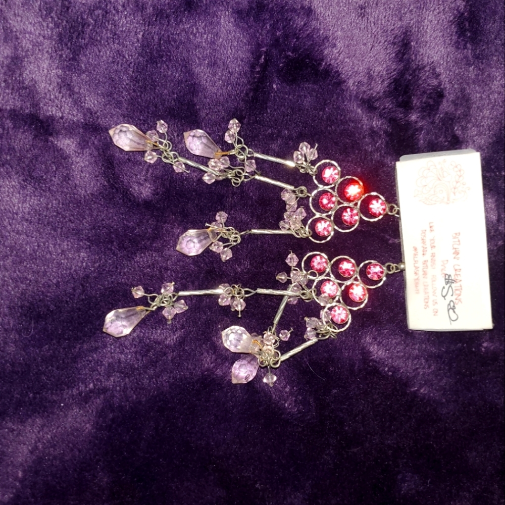 Chandelier earrings